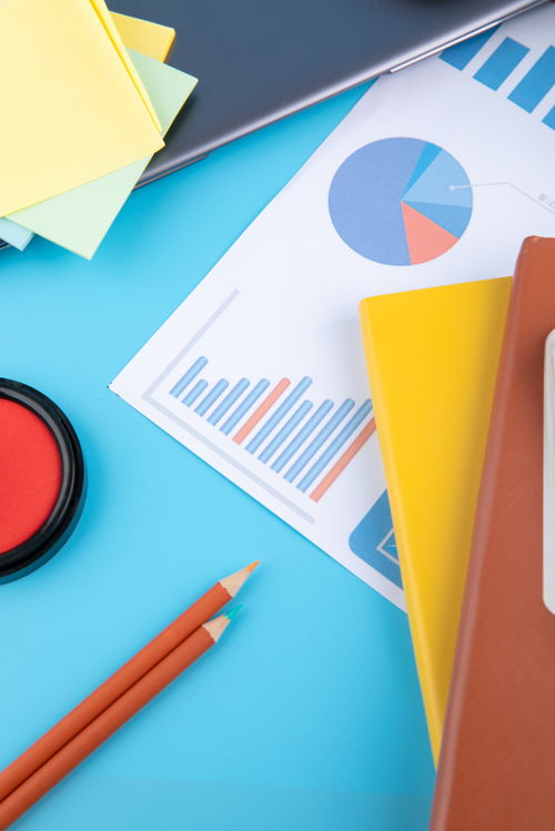 季度報表辦公用品商務攝影圖 攝影